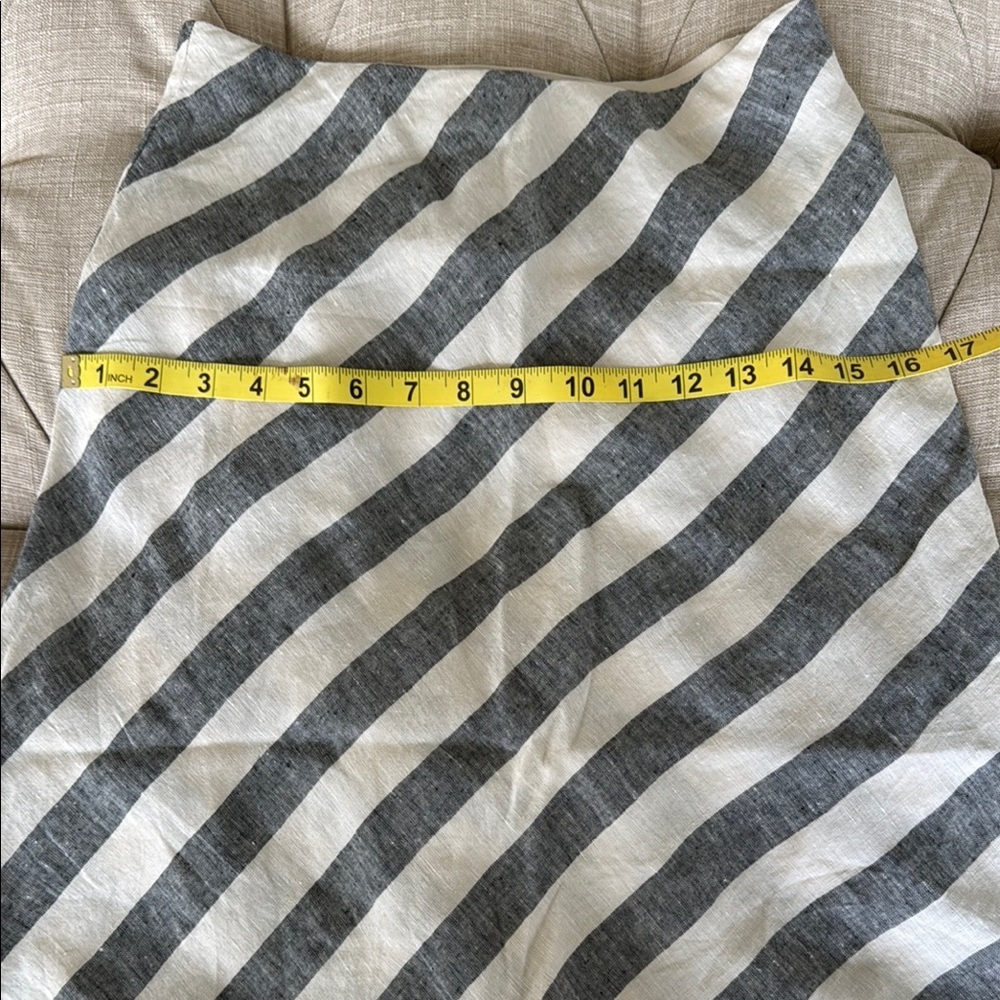 J.Crew 100% Linen Gray and White Skirts - Picture 4 of 12